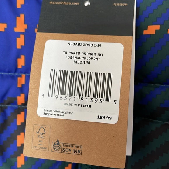 NWT The North Face puffer jacket - Picture 4 of 6